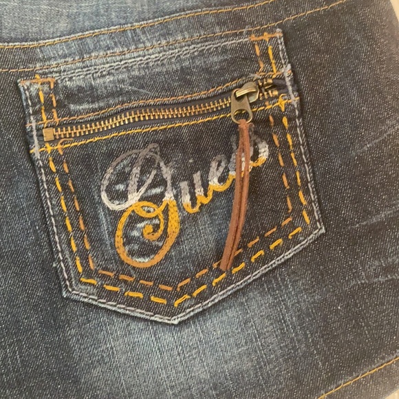 Guess Jean shorts - Picture 5 of 6